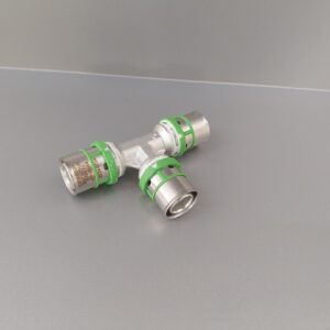 COMAP 7130W Multi Skin press egál T-idom, 20x2mm