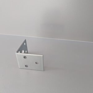 Egyenlő szárú sarokösszekötő 50x50x35    2,0(CE)