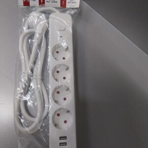 Hálózati hosszabbtó 4-es elosztó +3X USB töltő   1,5m Kábel